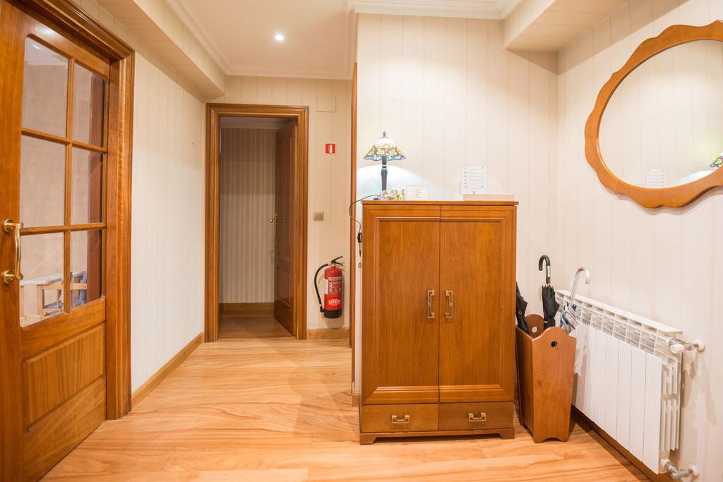 Apartamentos Gasteiz Віторія-Гастейс Екстер'єр фото